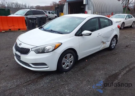 2015 Kia Forte Lx z USA, uszkodzony, nr VIN KNAFX4A68F5288990
